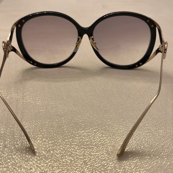 Brand New condition. Black frames with Gold-arms with Red & Green - Picture 3 of 3